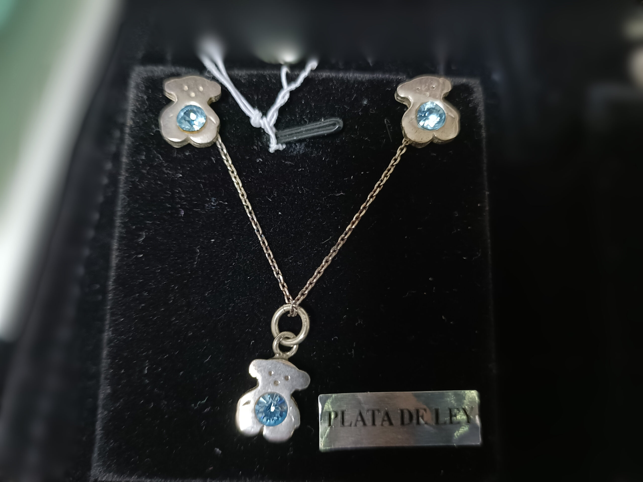 Conjunto plata oso